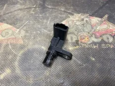 Датчик распредвала BMW F20 22.05.2012 13627588095 ХЭТЧБЕК N13B16A
