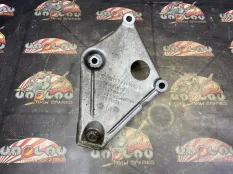 Кронштейн двигателя BMW F25 09.2014 22116784825 КРОССОВЕР N47D20C, левый