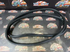 Уплотнительная резинка боковой двери BMW F20 22.05.2012 51347320395 ХЭТЧБЕК N13B16A, задняя
