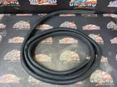 Уплотнительная резинка боковой двери BMW E87 08.2008 51727159211 ХЭТЧБЕК N52B30, передняя