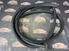Уплотнительная резинка боковой двери BMW E87 04.2007 51727159211 ХЭТЧБЕК N52B30, передняя