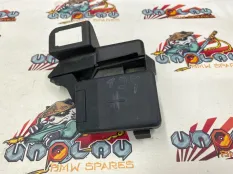 Плюсовая клемма BMW E46 2004-11-08 61138385157 УНИВЕРСАЛ N46B20A