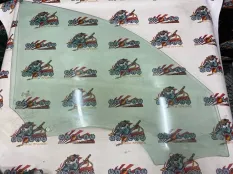 Стекло двери BMW F30 2013 51337259826 СЕДАН N20B20B, переднее правое