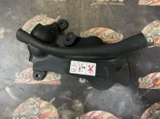Уплотнительная резинка капота BMW G30 26.01.2022 51767349602 СЕДАН B48B20A, правая