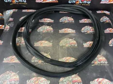 Уплотнительная резинка боковой двери BMW G30 26.01.2022 51727468731 СЕДАН B48B20A, передняя