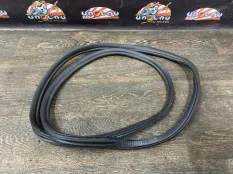 Уплотнительная резинка боковой двери BMW G30 26.01.2022 51727468732 СЕДАН B48B20A, задняя