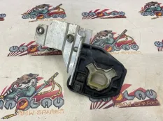 Кронштейн радиатора BMW F32 02.05.2016 17118620733 КУПЕ N57D30A, правый