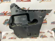 Кронштейн бампера BMW F11 09.2010 51127207112 УНИВЕРСАЛ N52B25A, задний правый