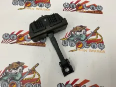Ограничитель двери BMW E46 51217026384, передний