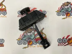 Ограничитель двери BMW E90 51217259243, передний