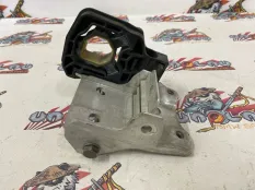 Кронштейн радиатора BMW F10 08.2011 51117186514 СЕДАН N52B25BF, правый