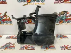 Кронштейн противотуманной фары BMW F30 51117266197, левый