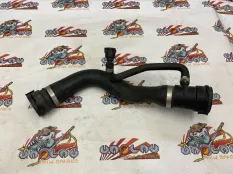 Патрубок системы охлаждения BMW F31 07.2013 17127596837 УНИВЕРСАЛ N20B20B