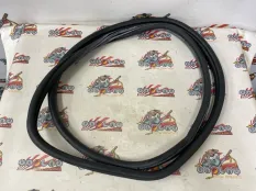 Уплотнительная резинка боковой двери BMW F31 07.2013 51357377415 УНИВЕРСАЛ N20B20B, задняя