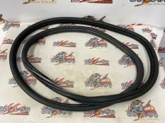 Уплотнительная резинка боковой двери BMW F31 07.2013 51727303968 УНИВЕРСАЛ N20B20B, передняя