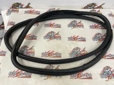 Уплотнительная резинка боковой двери BMW F31 26.06.2012 51727303968 УНИВЕРСАЛ N20B20A, передняя