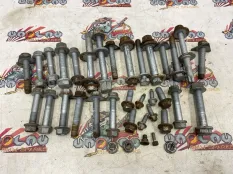 Болты задней подвески BMW F31 26.06.2012 33306793892 УНИВЕРСАЛ N20B20A