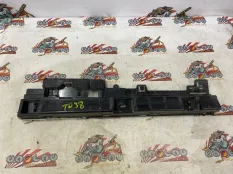 Кронштейн порога BMW F31 05.12.2017 51777256917 УНИВЕРСАЛ N57D30A, левый