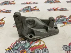 Кронштейн гидроусилителя руля BMW E70 01.2012 13517805421 КРОССОВЕР N57D30A