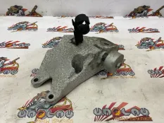 Кронштейн двигателя BMW G30 27.04.2018 22116864593 СЕДАН B47D20A, левый