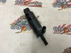Насос омывателя фар BMW F86 16.08.2015 67637340773 КРОССОВЕР S63B44B