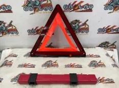 Знак аварийной остановки BMW F30 17.05.2012 71606770487 СЕДАН N20B20B