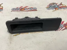 Кнопка открывания багажника BMW G30 04.05.2018 51247381867 СЕДАН B57D30A
