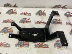 Крепление запасного колеса Audi RS5 13.09.2023 8W0802715C DECA 2.9
