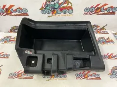 Ящик для инструментов BMW G30 04.05.2018 51479871616 СЕДАН B57D30A, правый