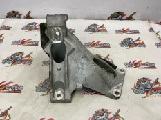 Кронштейн двигателя BMW E70 01.2012 22116797920 КРОССОВЕР N55B30A, правый