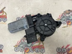 Мотор стеклоподъемника BMW F48 16.01.2020 67627354890 КРОССОВЕР B38A15A, правый
