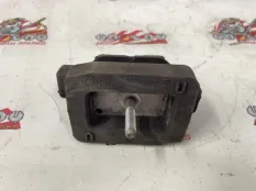 Подушка КПП BMW F11 01.07.2013 22316769848 УНИВЕРСАЛ N47D20C