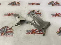 Кронштейн крыла BMW F30 41357298037, левый