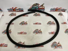 Уплотнительная резинка капота BMW E84 11.2011 51762990363 КРОССОВЕР N20B20A