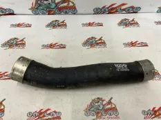 Патрубок интеркулера BMW F25 03.2012 13717597591 КРОССОВЕР N20B20A