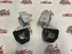 Кронштейн радиатора BMW F32 06.2015 17118620732 КУПЕ N26B20A