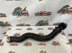 Патрубок интеркулера BMW F25 03.2012 13717597592 КРОССОВЕР N20B20A