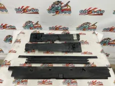 Рамка радиатора BMW F32 06.2015 17117600536 КУПЕ N26B20A