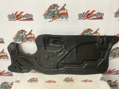 Звукоизоляция двери BMW F82 09.2014 51487345326 КУПЕ S55B30A, передняя правая