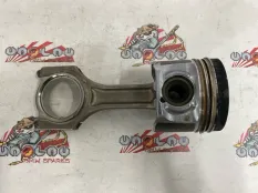 Поршень с шатуном BMW F31 03.2013 11257812585 УНИВЕРСАЛ N57D30A