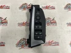 Блок управления стеклоподъемниками BMW G01 15.08.2018 61316832729 КРОССОВЕР B46B20B, передний