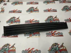 Молдинг кузова BMW E24 1979 51131843865 КУПЕ M30B35, левый