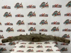 Подрамник BMW E24 1979 33311124095 КУПЕ M30B35, задний