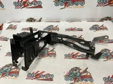Кронштейн фары BMW F30 09.03.2012 51647245792 СЕДАН N20B20B, правый