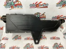 Корпус воздушного фильтра BMW F30 09.03.2012 13717597589 СЕДАН N20B20B