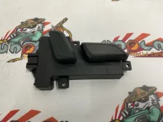 Кнопка регулировки сиденья Audi RS5 13.09.2023 8W0959748B DECA 2.9, правая
