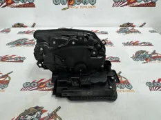 Замок двери BMW F15 01.02.2017 51227281939 КРОССОВЕР B47D20B, задний левый