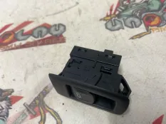 Кнопка открывания багажника BMW G30 09.09.2020 61319327029 СЕДАН B57D30A