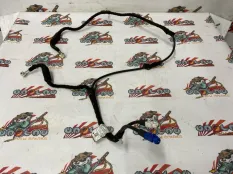 Проводка USB BMW G30 61126820318