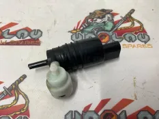 Насос стеклоомывателя BMW F48 02.07.2015 67127388349 КРОССОВЕР B48A20B